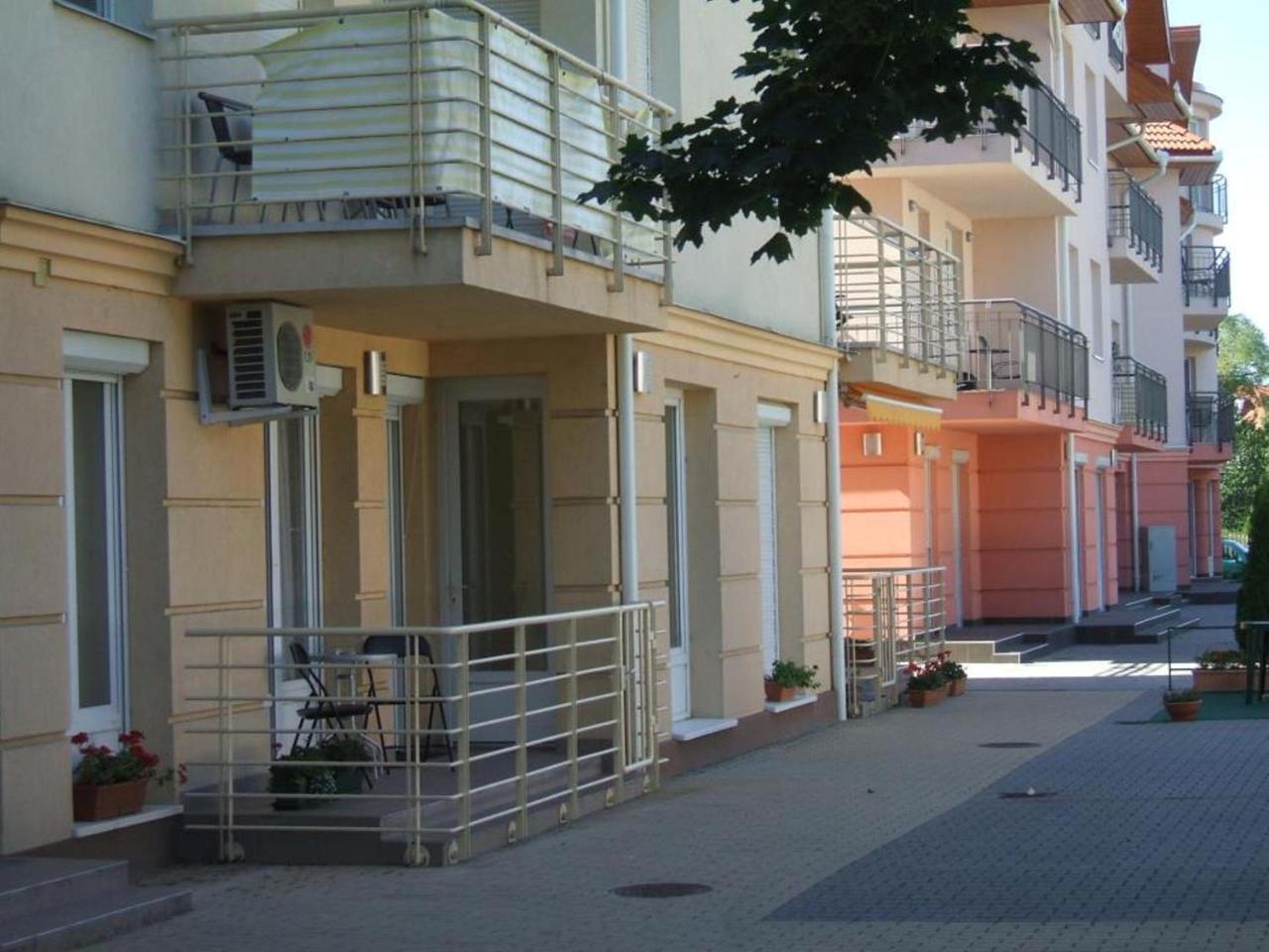 Aqua Wellness Apartments Hajduszoboszlo Luaran gambar