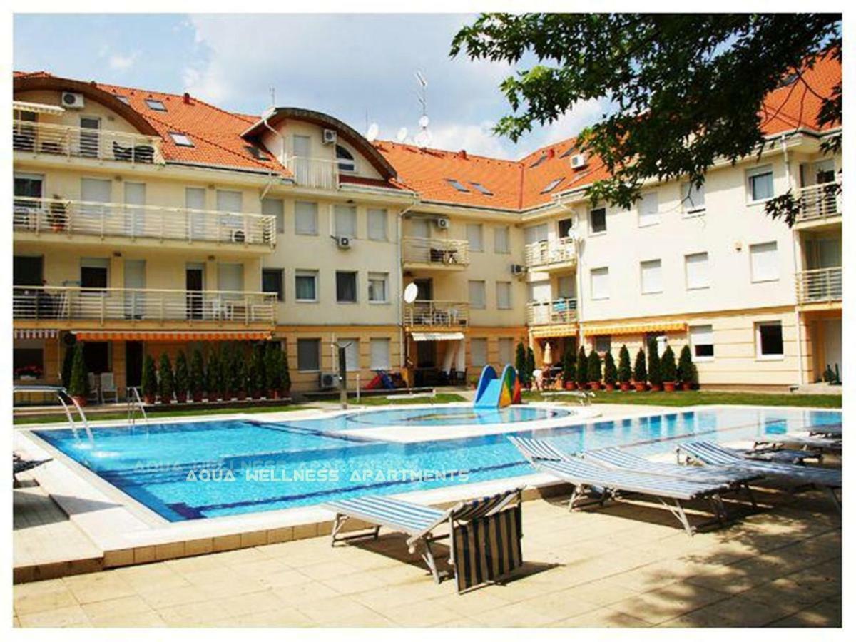 Aqua Wellness Apartments Hajduszoboszlo Luaran gambar